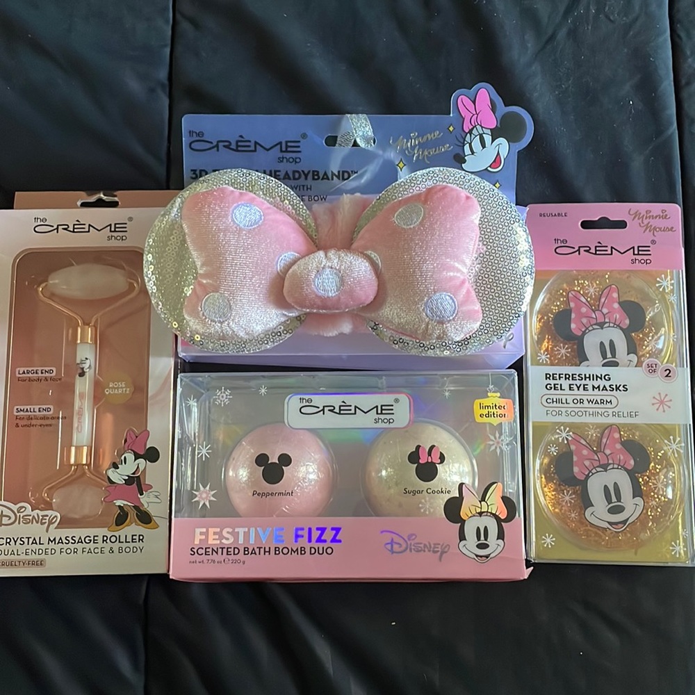 The Crème Shop x Minnie Mouse Spa Set